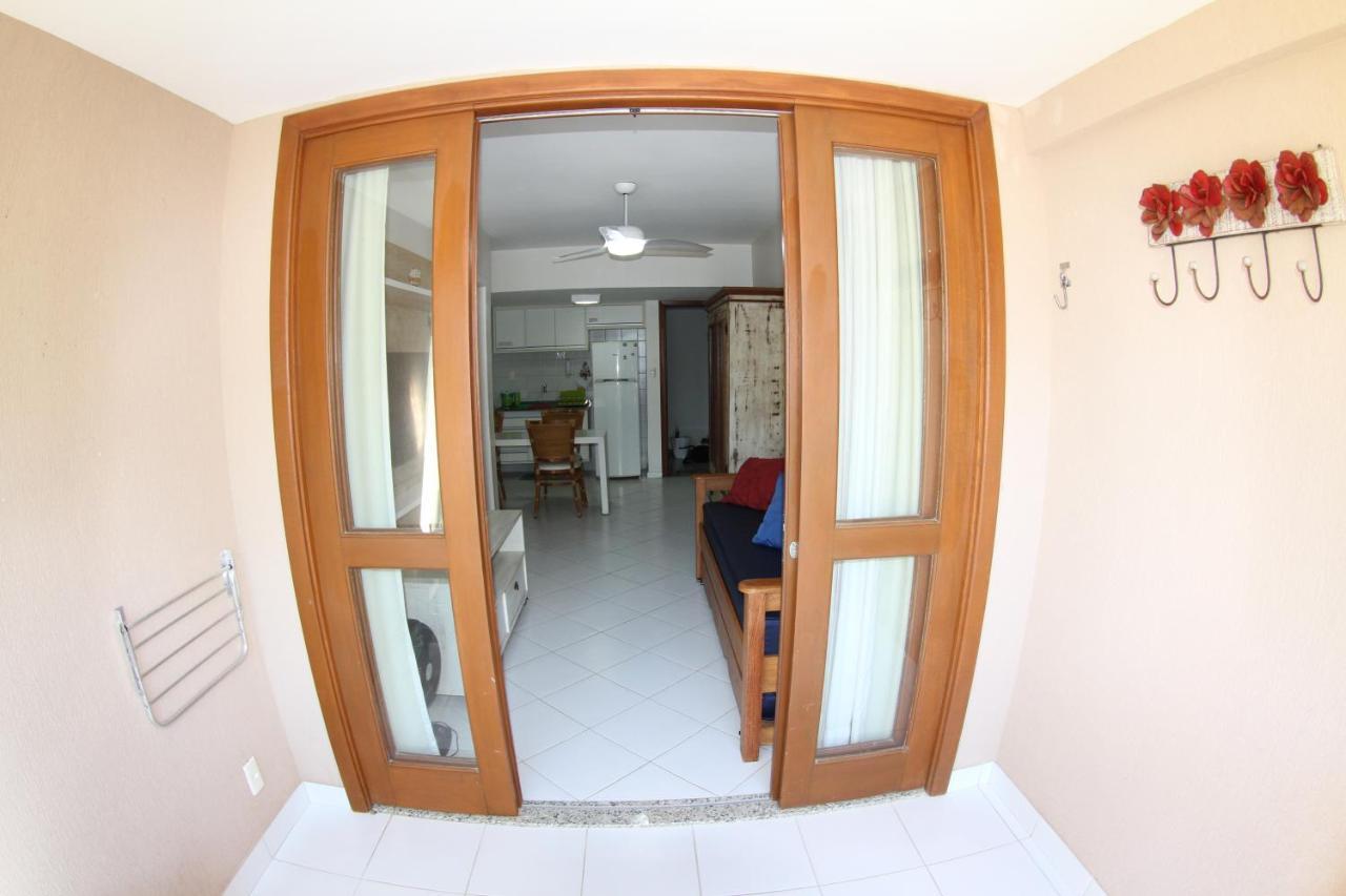 Apt Na Praia Do Forte Em Condominio Frente Mar! Exterior photo