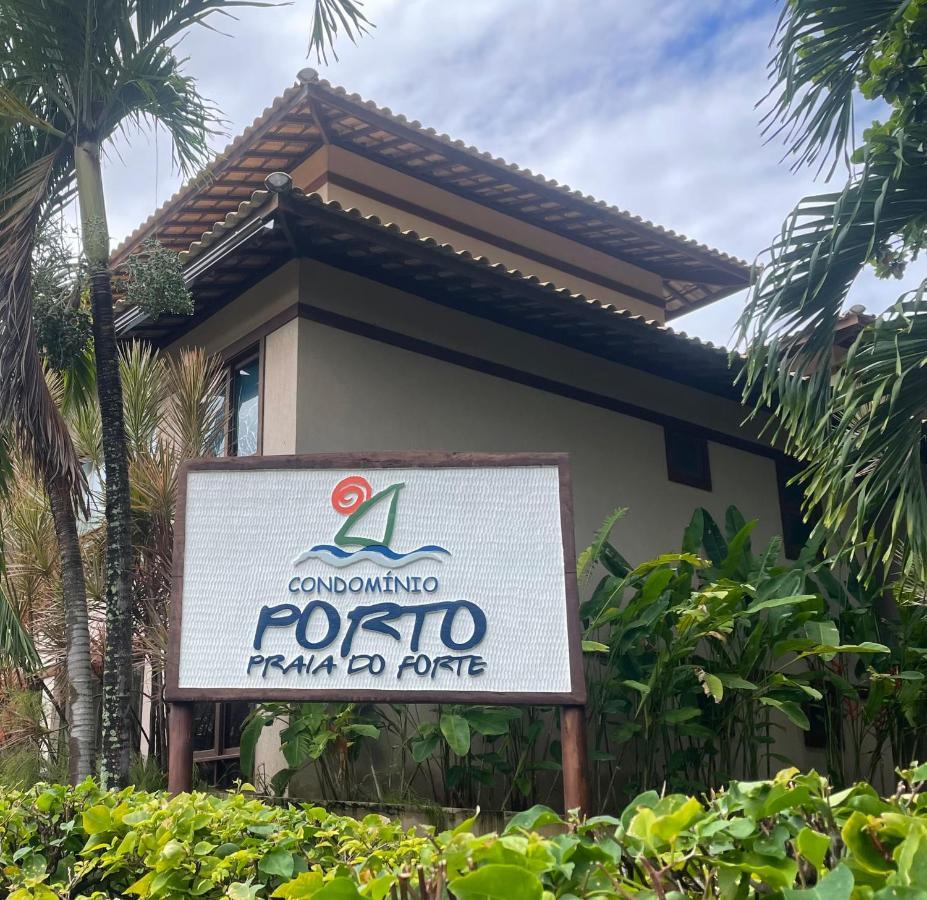 Apt Na Praia Do Forte Em Condominio Frente Mar! Exterior photo